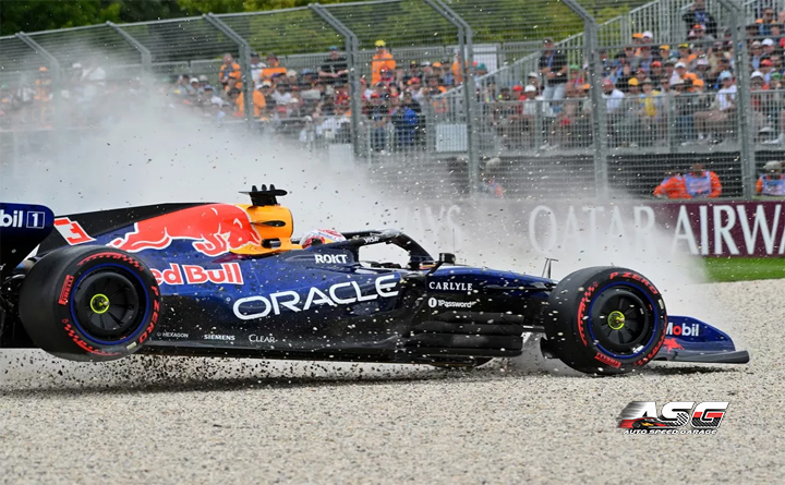 Auto Speed Garage Max Verstappen, Red Bull Racing crash